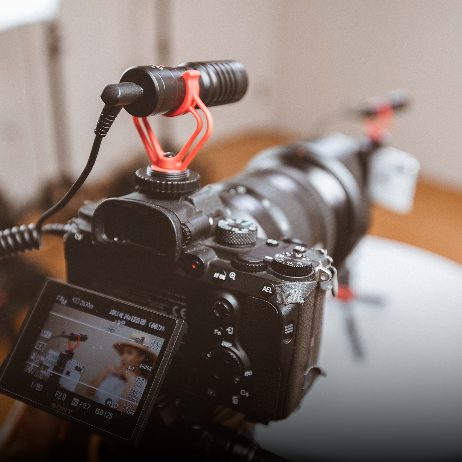 Movo VXR10 | Universal Microphone for Video Recording Mic